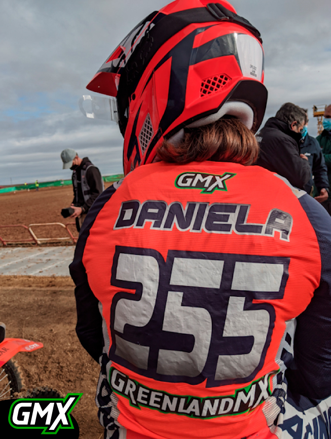 Daniela Guillén, joven piloto de catorce años, logra podio en Don Benito, Cáceres. Campeonato de España de motocross 2020