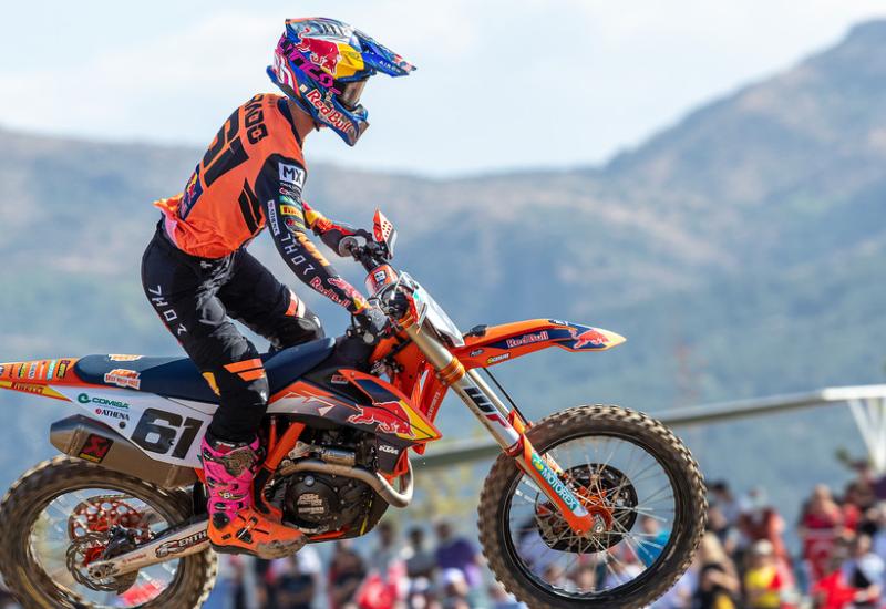 Jorge Prado se posiciona segundo en el Mundial de Motocross 2021, última prueba del MXGP celebrada en Cerdeña.