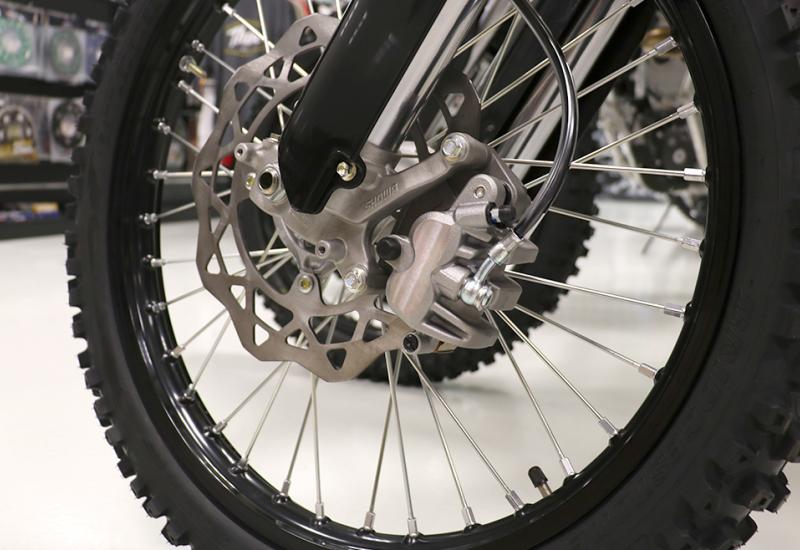 Reparación ruedas de moto